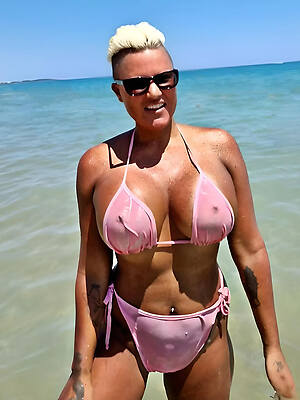 porn pictures of wet bikini close up mature