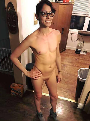 amature small tits mature pics