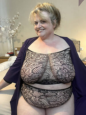 thick white mature granny in lingerie