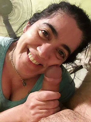 mature woman blowjob handjob amature sex pics