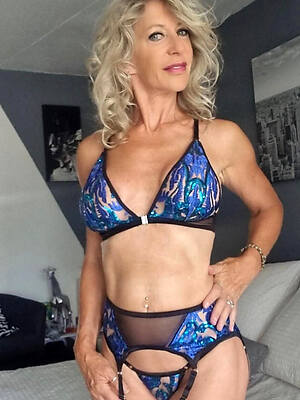 lingerie mature cougar