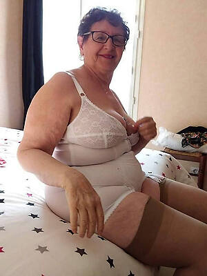 natural granny in lingerie xxx