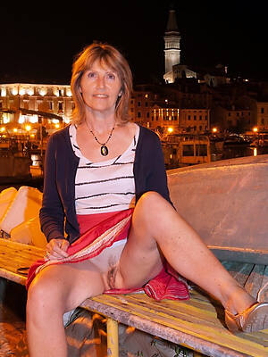 mature upskirt voyeur