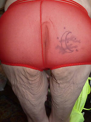 very old granny ass panties pic