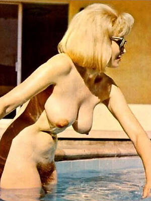 big hips mature hairy vintage porn porn pic download