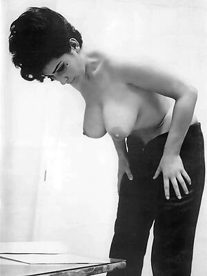 porn pictures of busty mature pornstar vintage